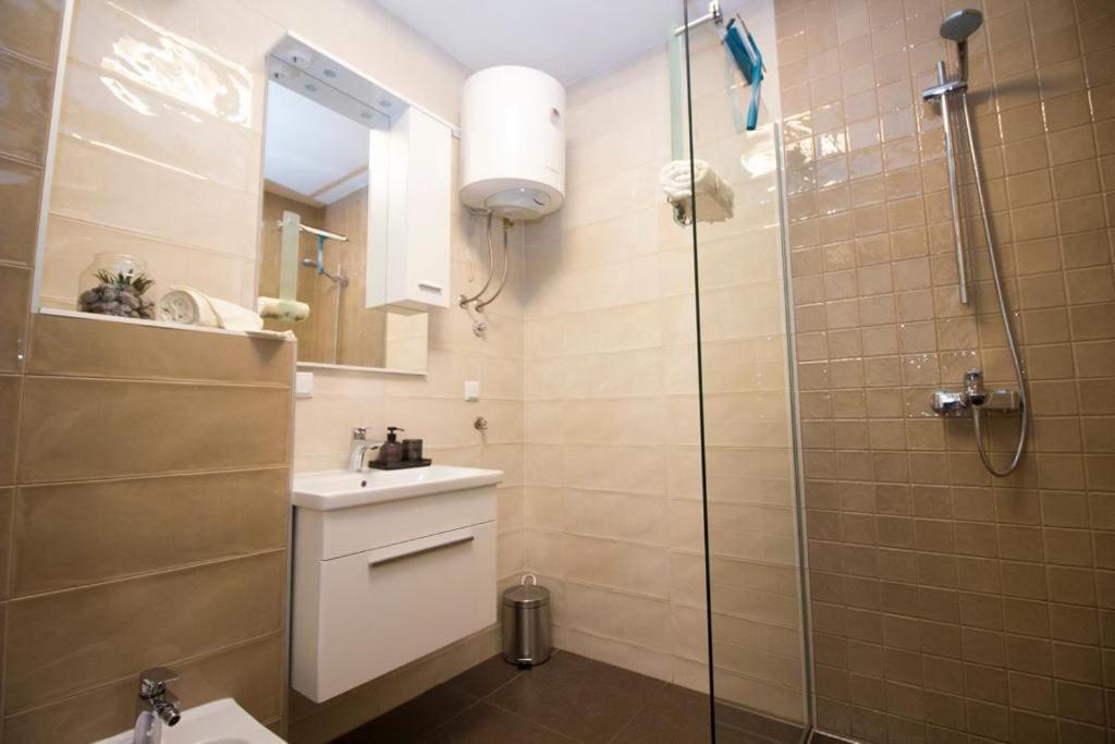 Apartment Divine Mostar Bagian luar foto