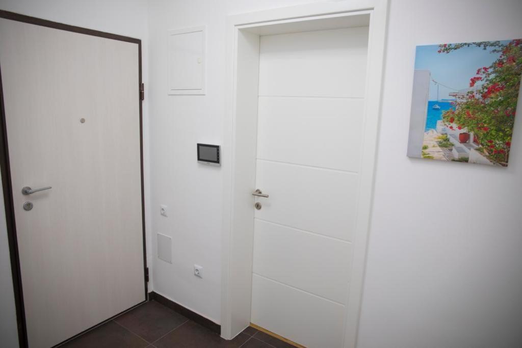Apartment Divine Mostar Bagian luar foto