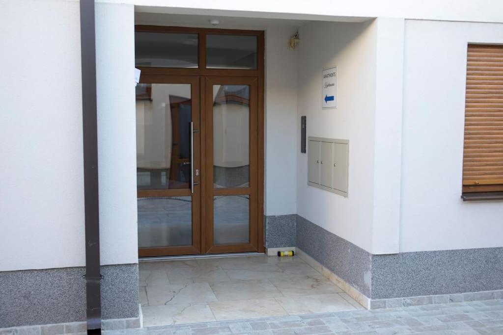 Apartment Divine Mostar Bagian luar foto
