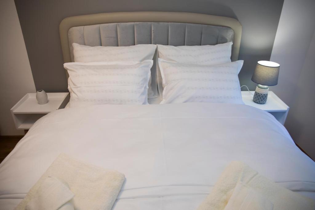 Apartment Divine Mostar Bagian luar foto