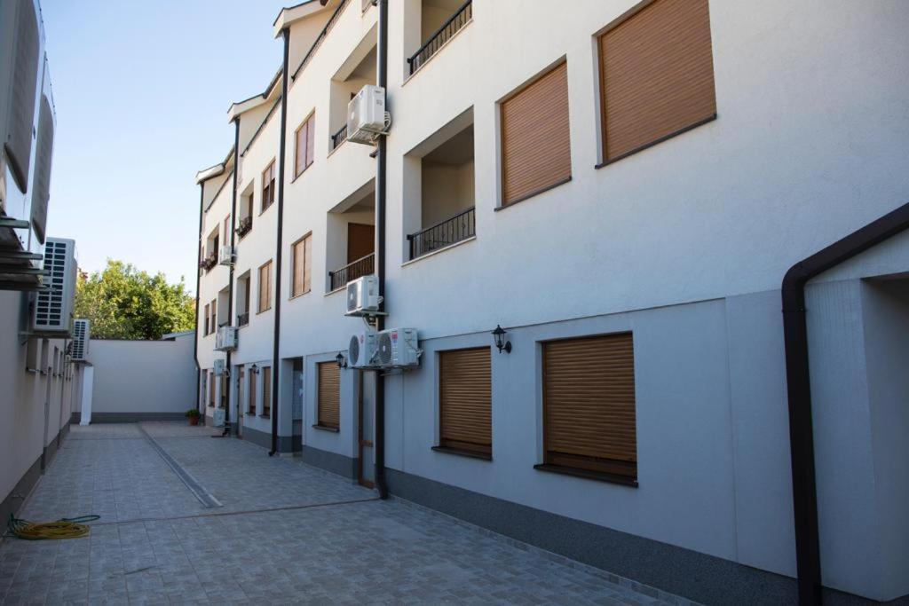 Apartment Divine Mostar Bagian luar foto