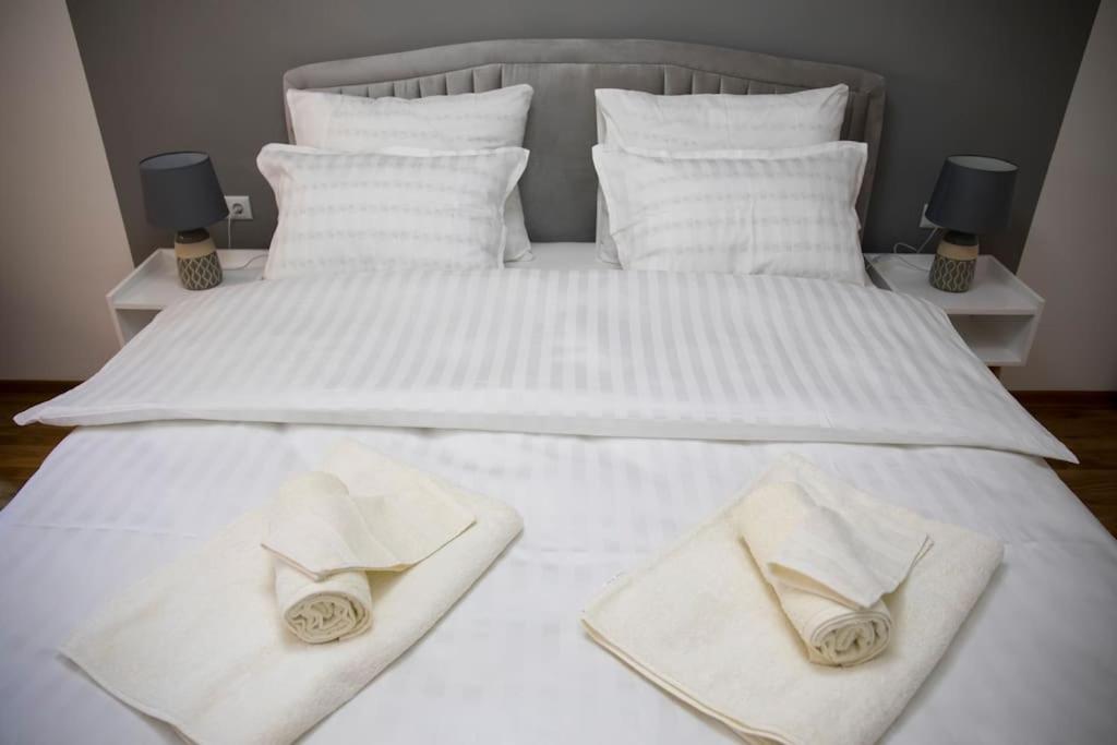 Apartment Divine Mostar Bagian luar foto