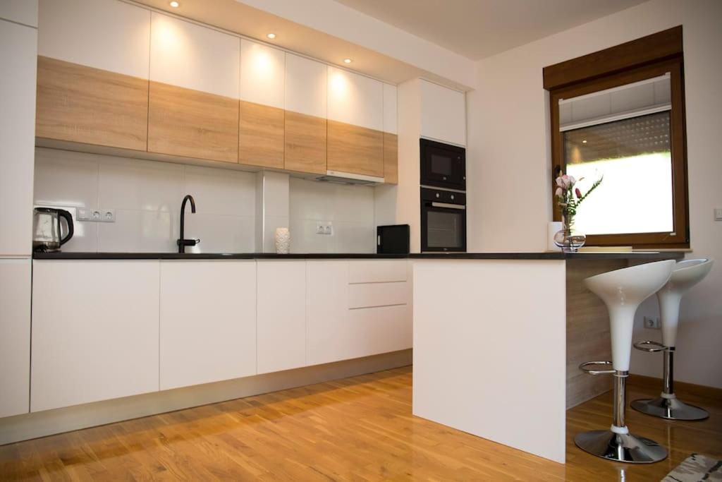 Apartment Divine Mostar Bagian luar foto